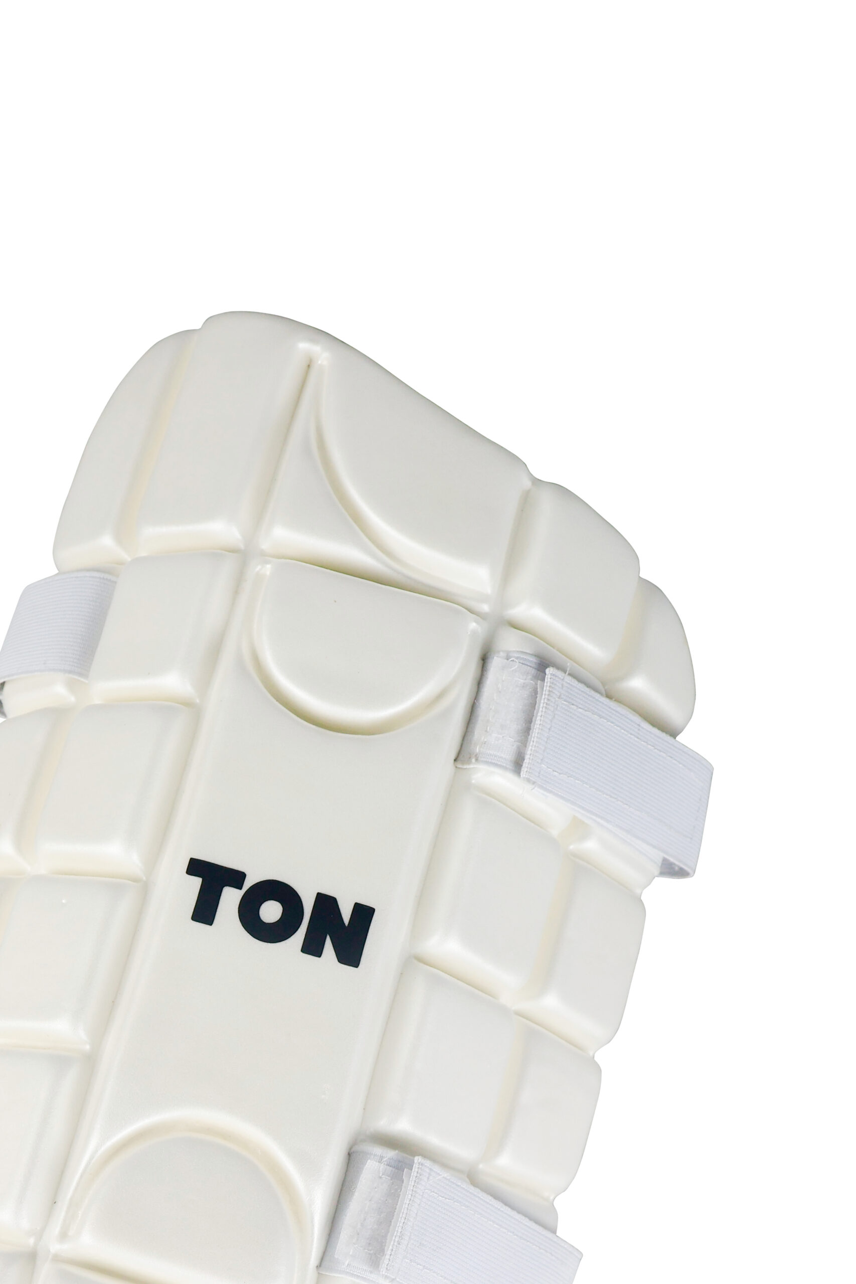 Ton Moulded Cricket Thigh Pad - Image 3